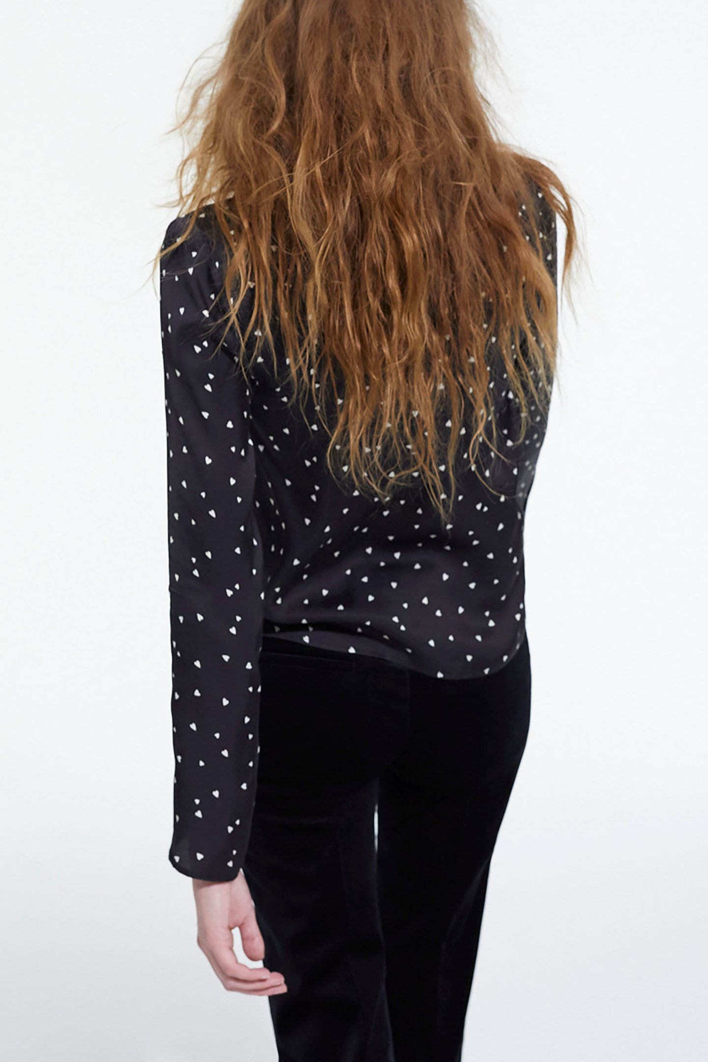 LITTLE HEARTS BLACK LAVALIERE TOP BLACK 2