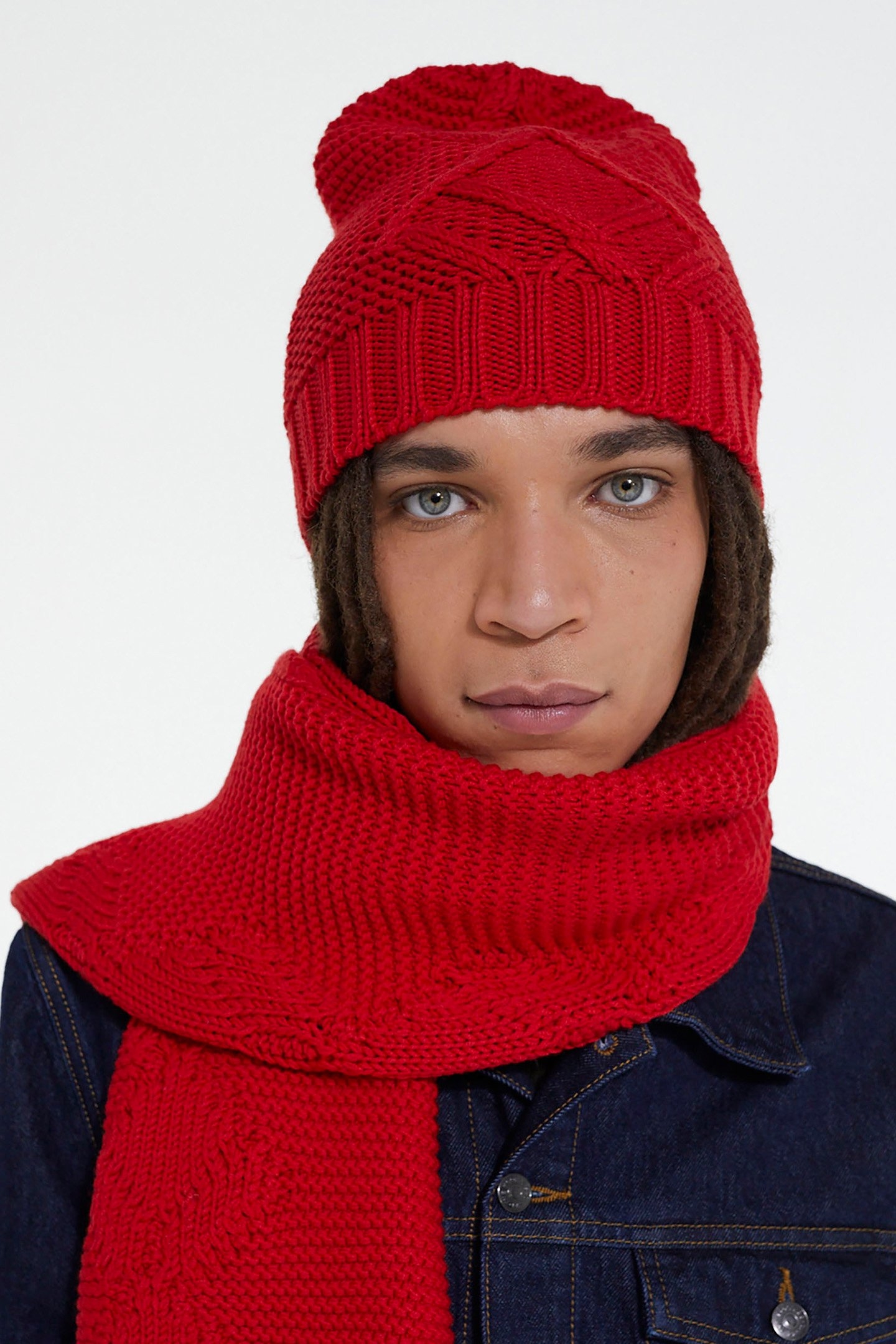 CABLE WOOL HAT TANGO RED 2