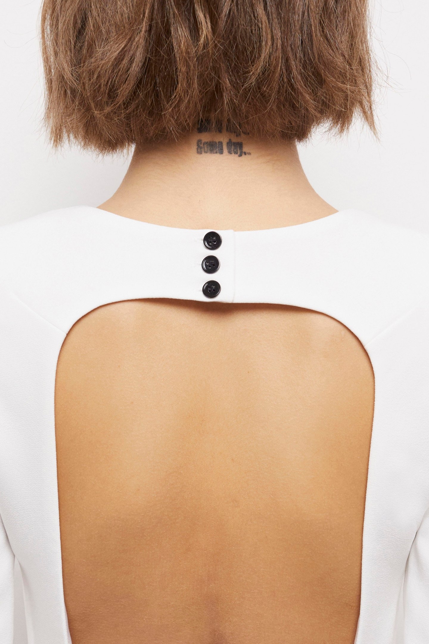 LONG-SLEEVED DRESS WITH FRILLS WHITE 6