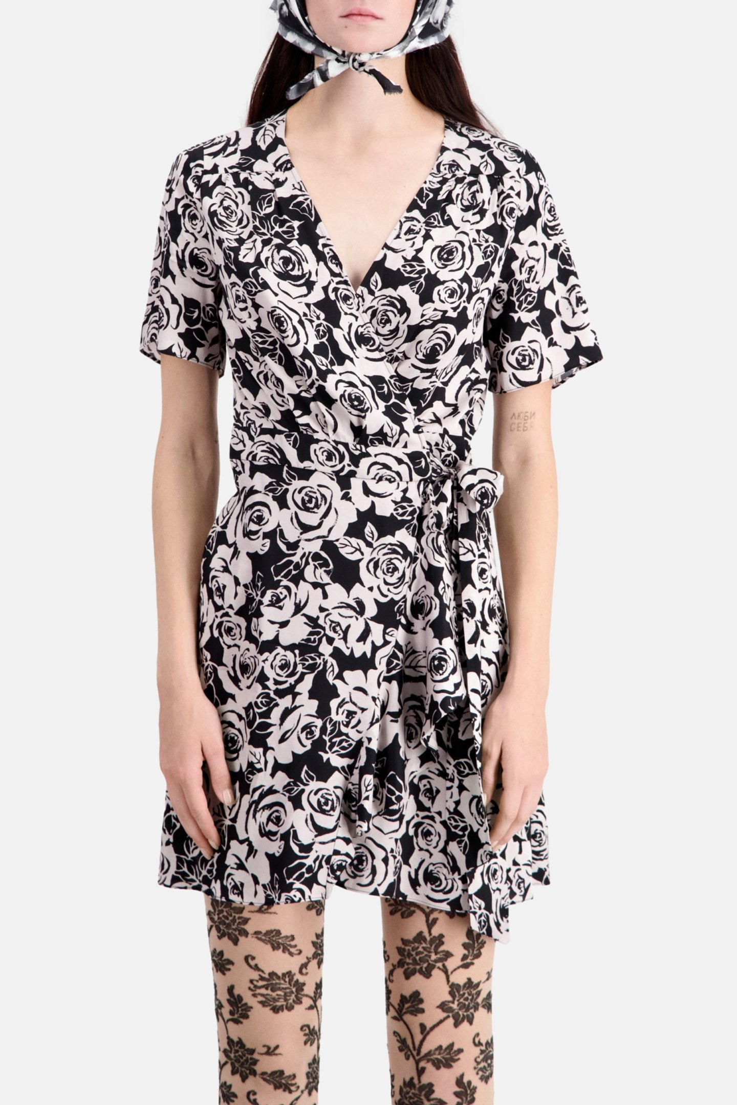 SHORT SLEEVE DRESS BLACK/PINK 1