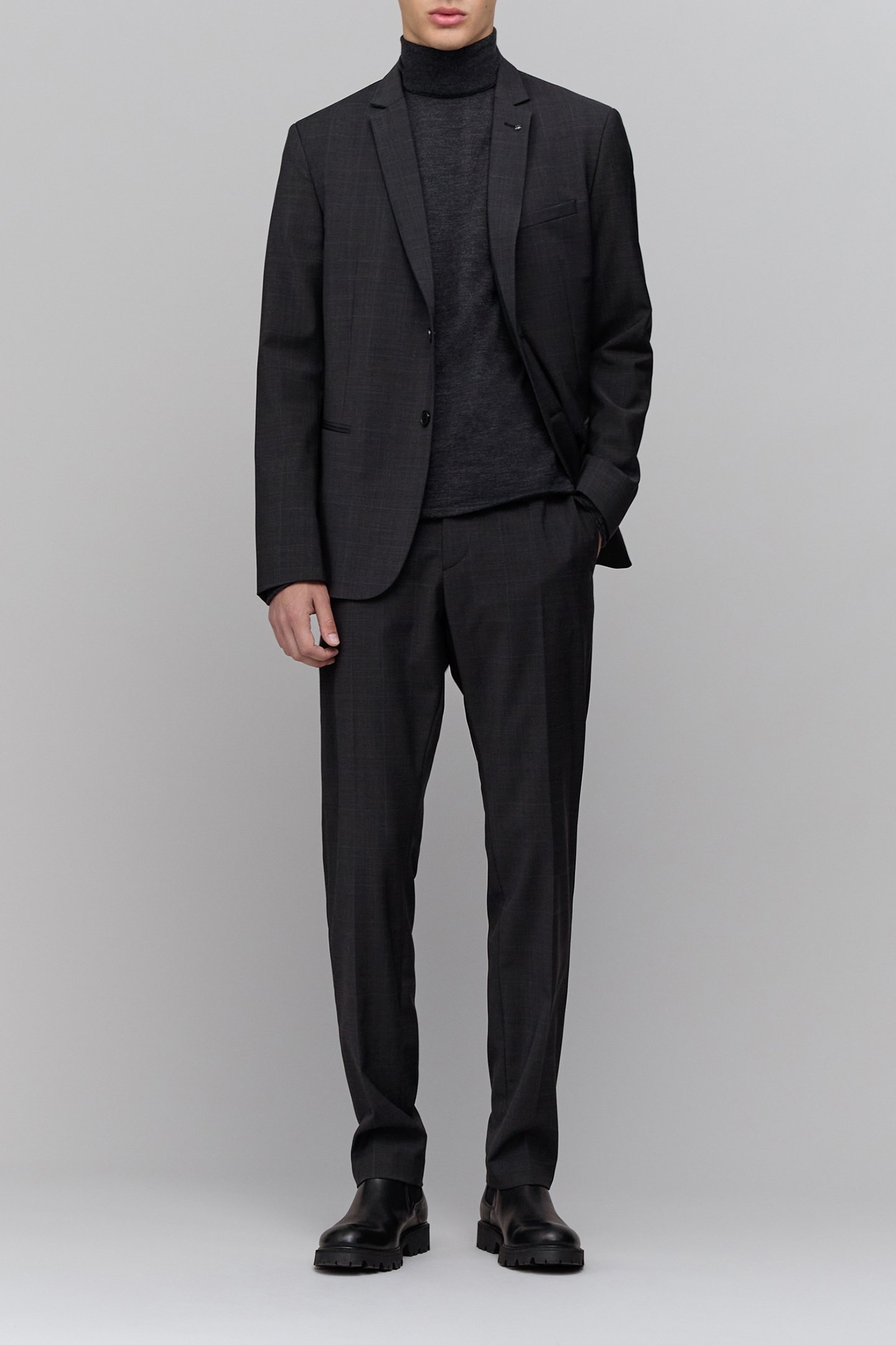 ANTHRACITE TRAVEL SUIT JOGPANTS 3