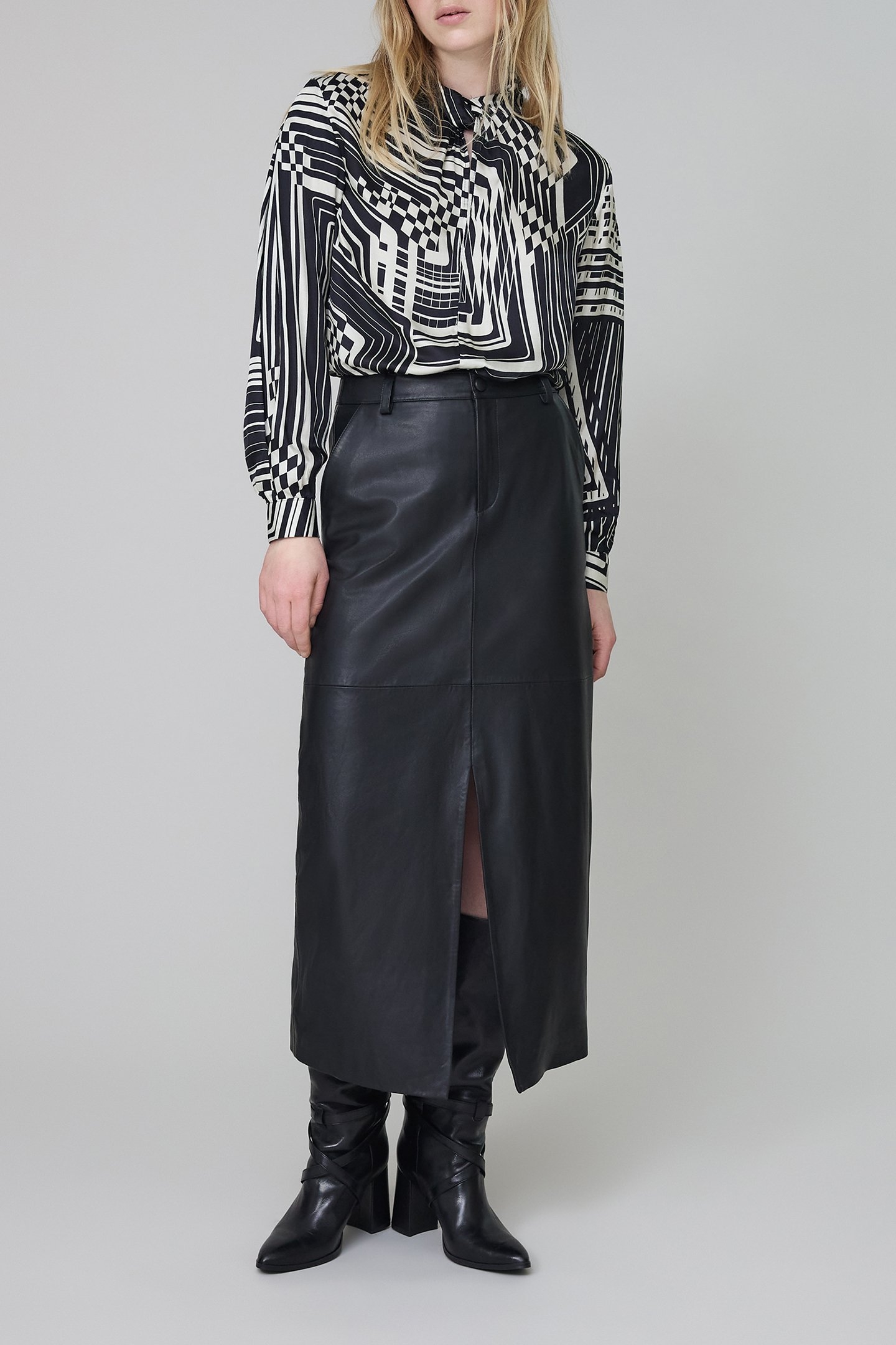 PURE EDITION-BLACK ART DECO PRINTED BLOUSE 3