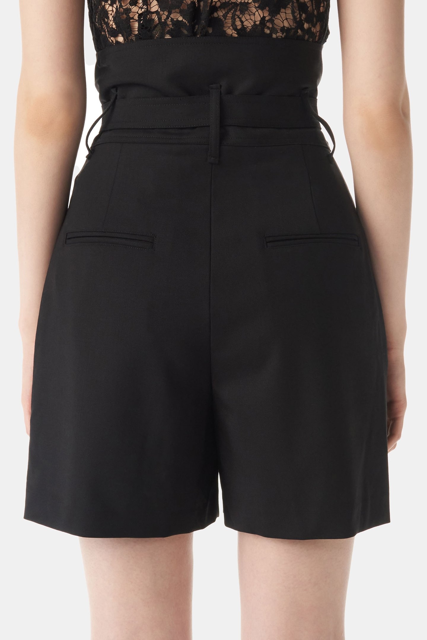 LATY SHORT BLACK 2