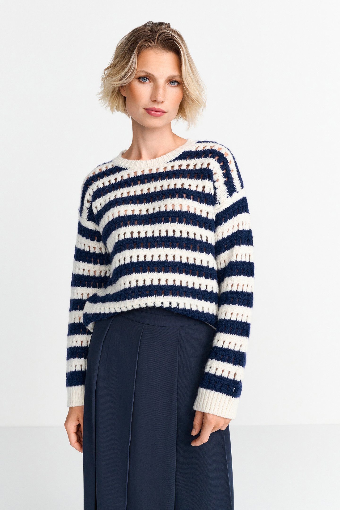 STRIPED AJOUR CREW NECK MIDNIGHT BLUE 1