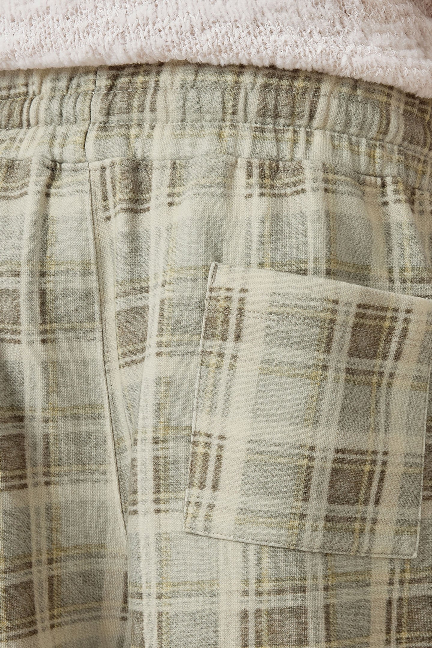 BENJI SWEATSHORT DUSTY LIGHT BROWN 6