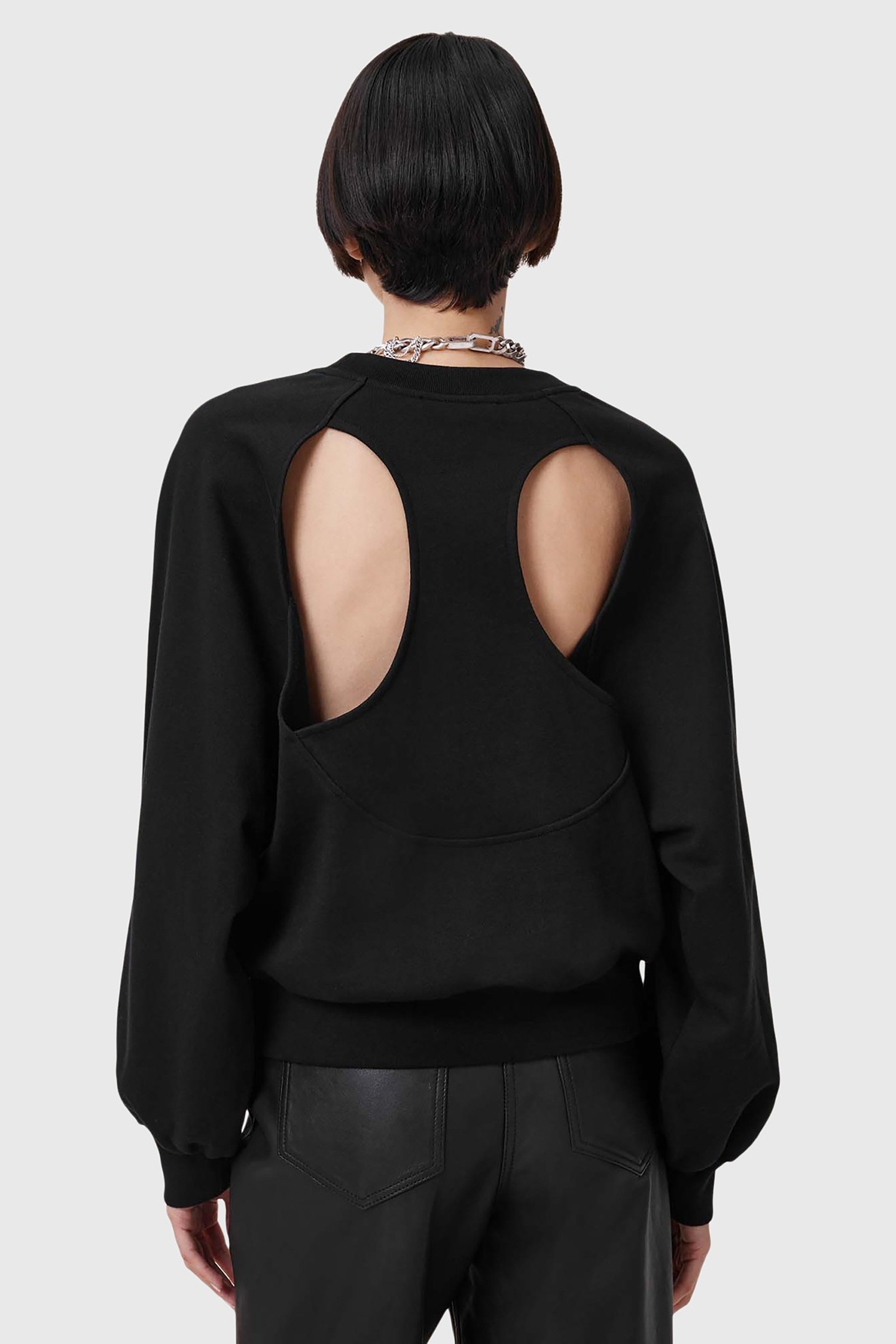 KIARA CYGNET SWEAT BLACK 2