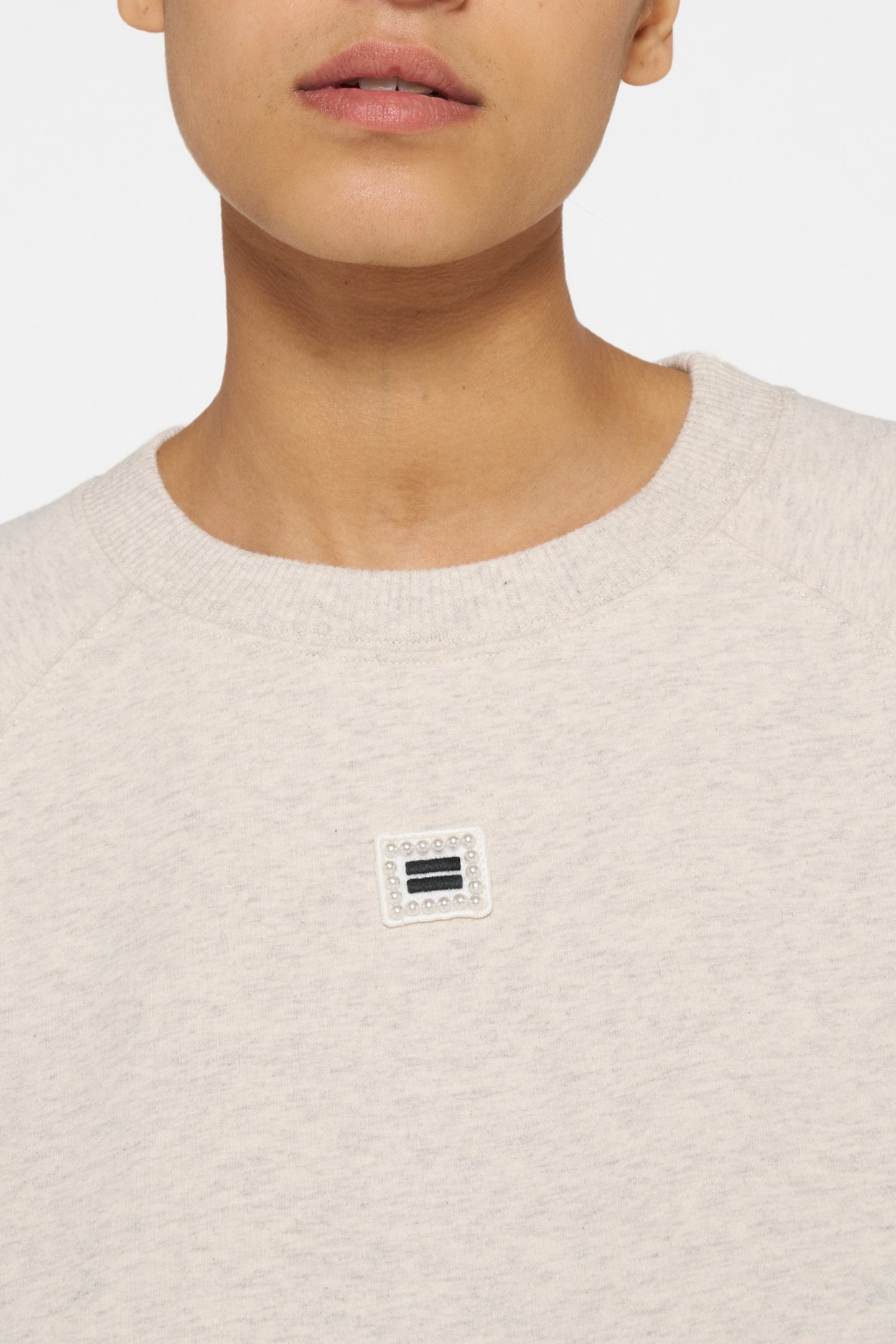 CREW NECK PEARLS 4000 6