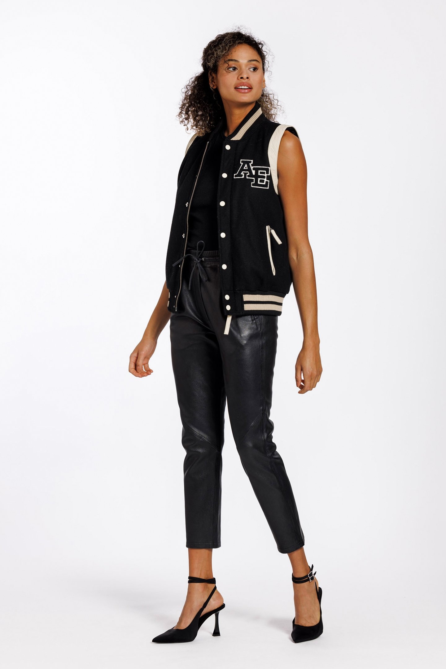 FENNA JACKET BLACK 1