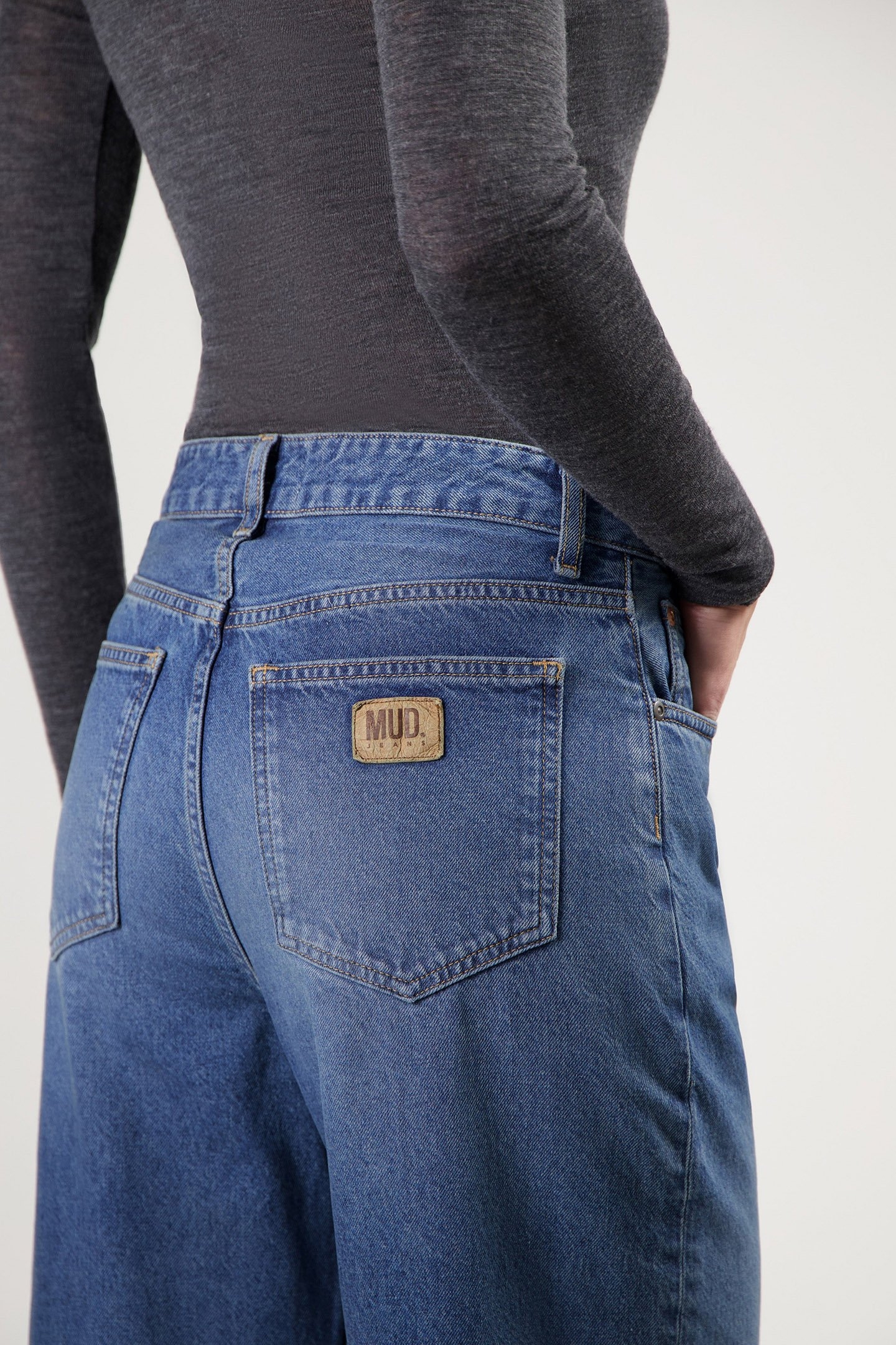 BROOKE HIGH BARREL RUSTIC BLUE 6