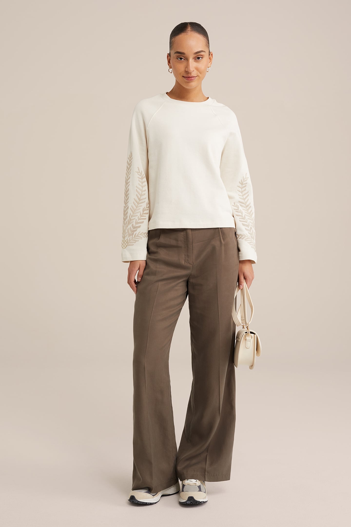SWEATER BEIGE 3