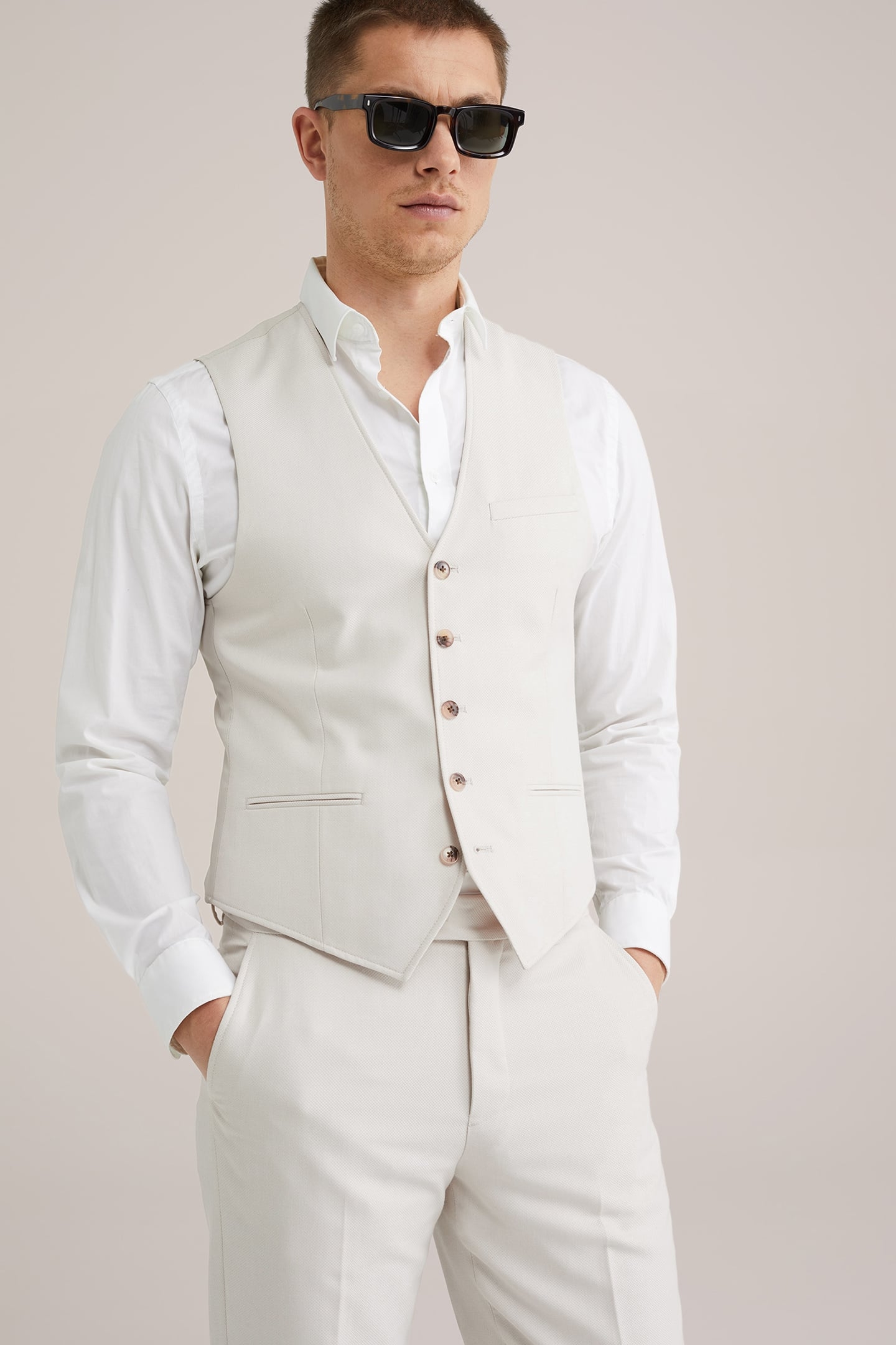 WAISTCOAT BEIGE 5
