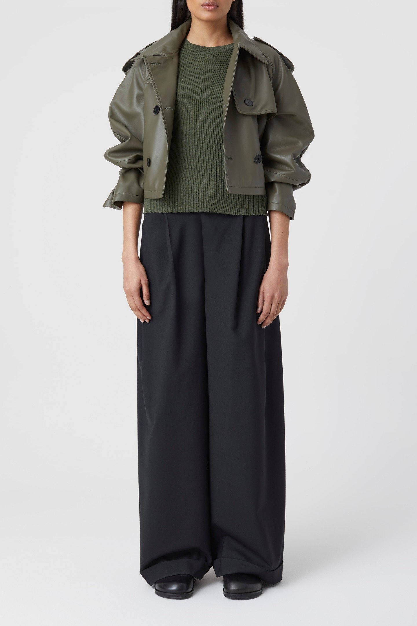 CREW NECK SHORT SLEEVE KNITS ARMY GREEN 1