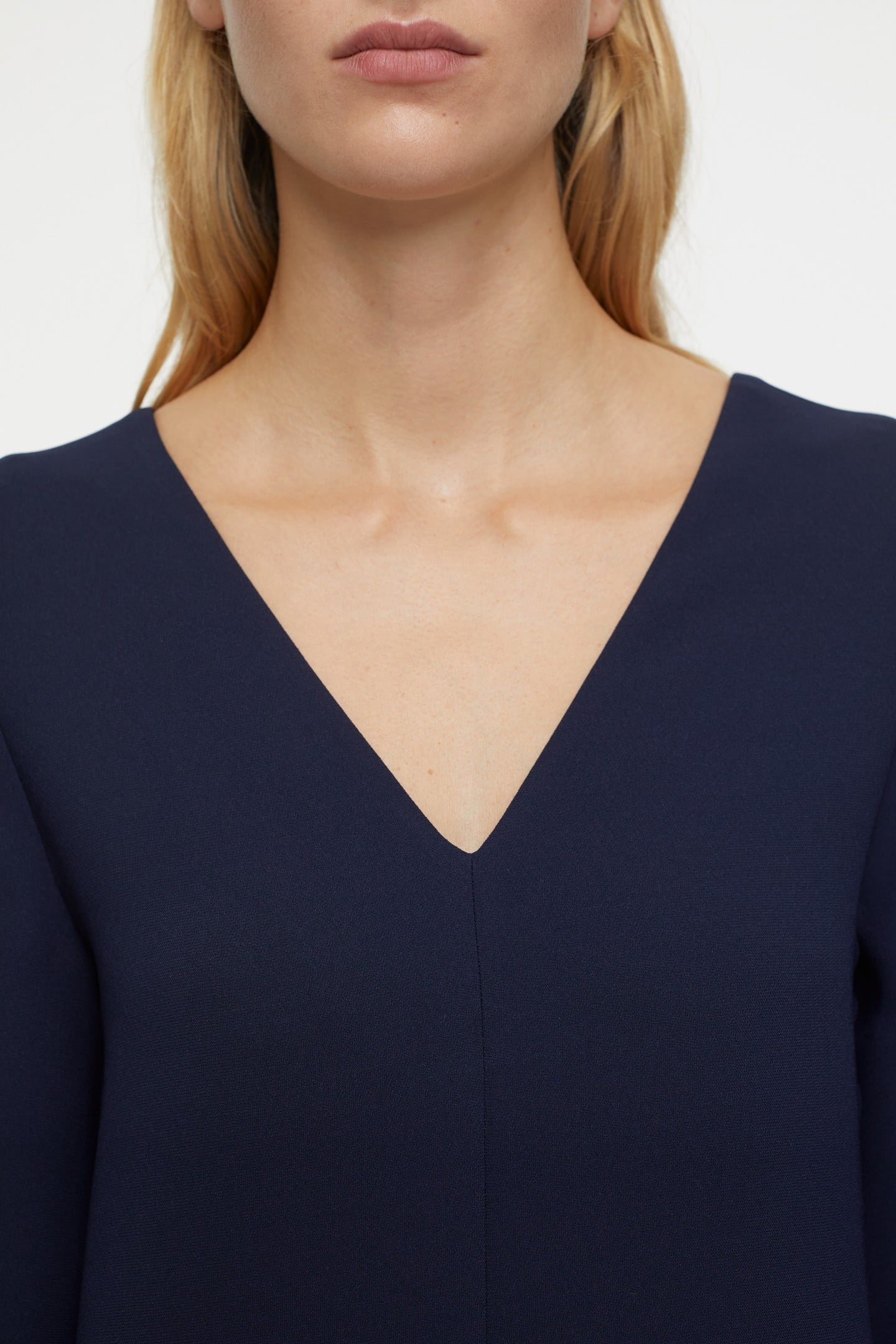 DEEP NECK LONG SLEEVE DRESS DARK NIGHT 8