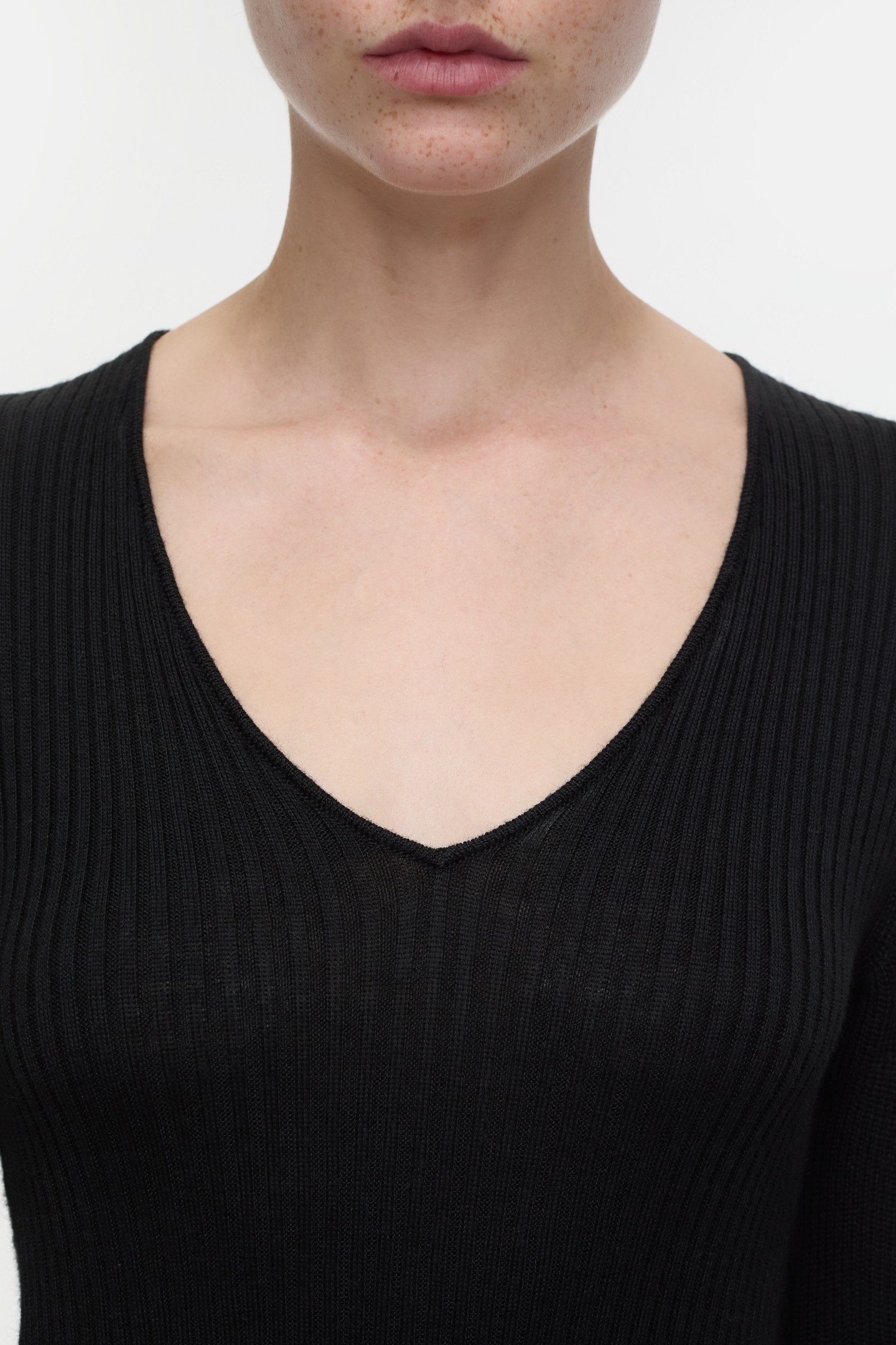 LONG SLEEVE RIB DRESS BLACK 4