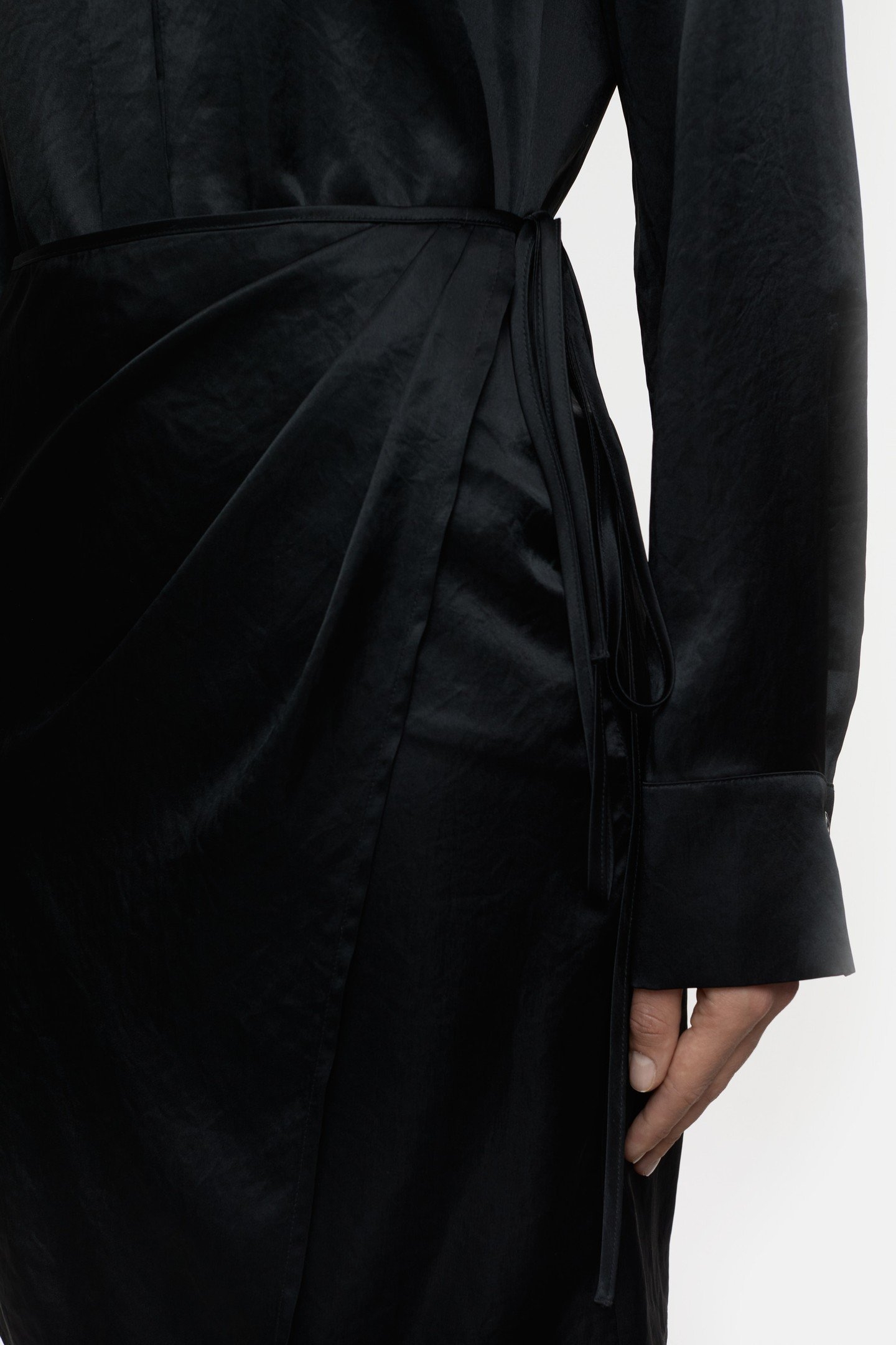 SHORT WRAP DRESS BLACK 3