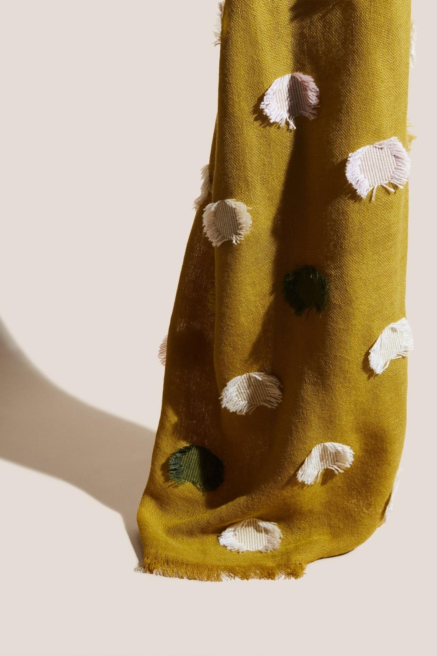 TEXTURE CIRCLE MIDWEIGHT SCARF CHARTREUSE MULTI 6