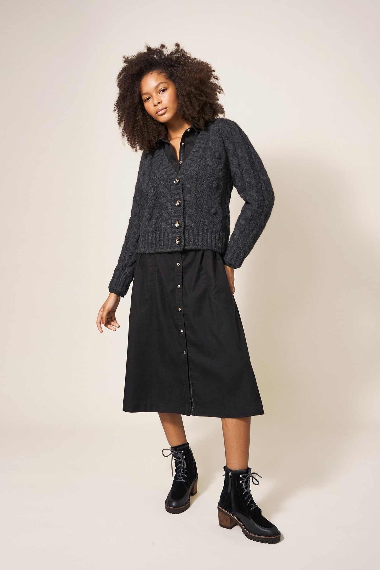 CABLE CARDI DARK GREY 2