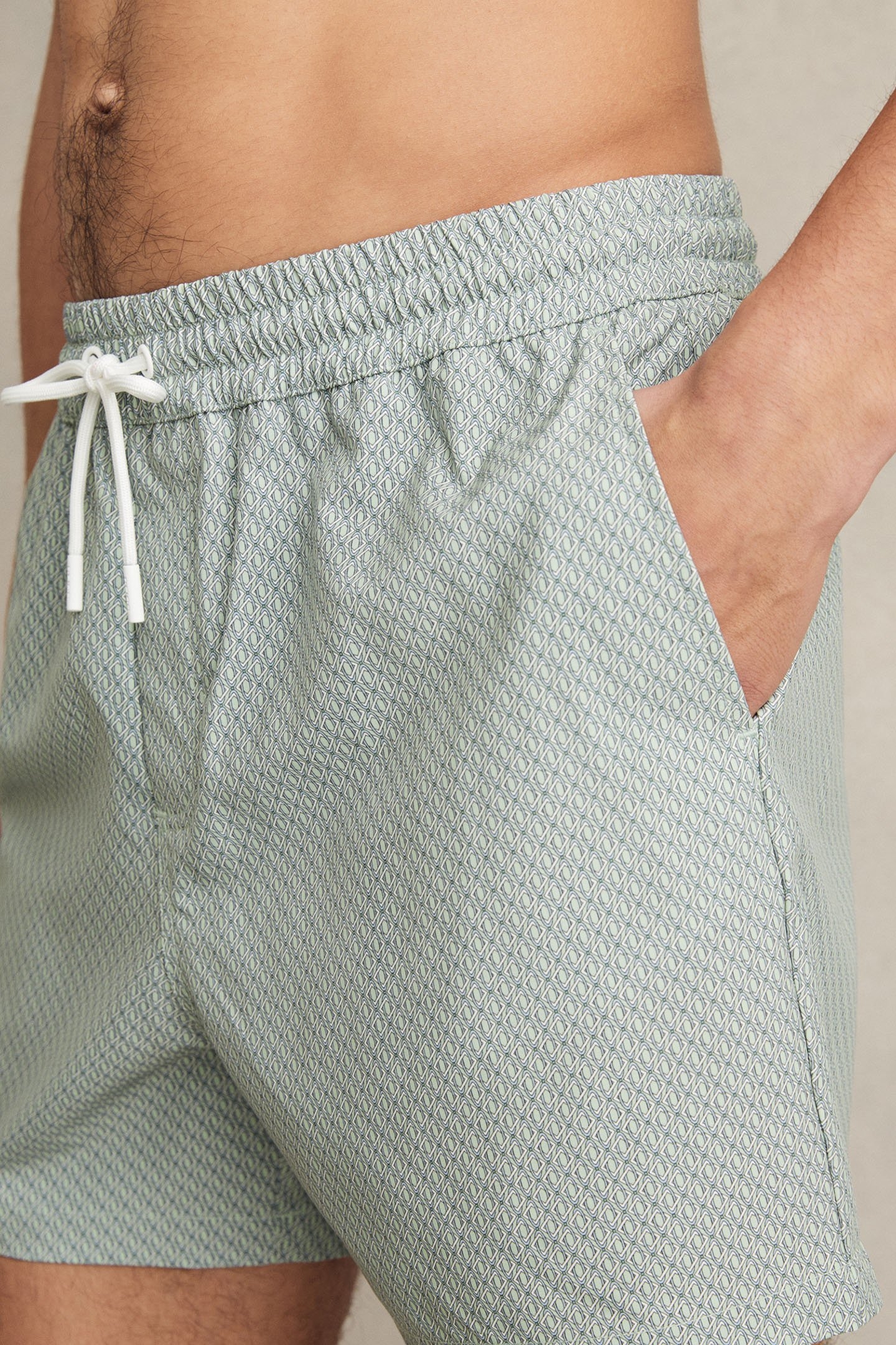 DRAWSTRING GEOMETRIC PRINTED SWIMSHORT PISTACHIO GREEN 4