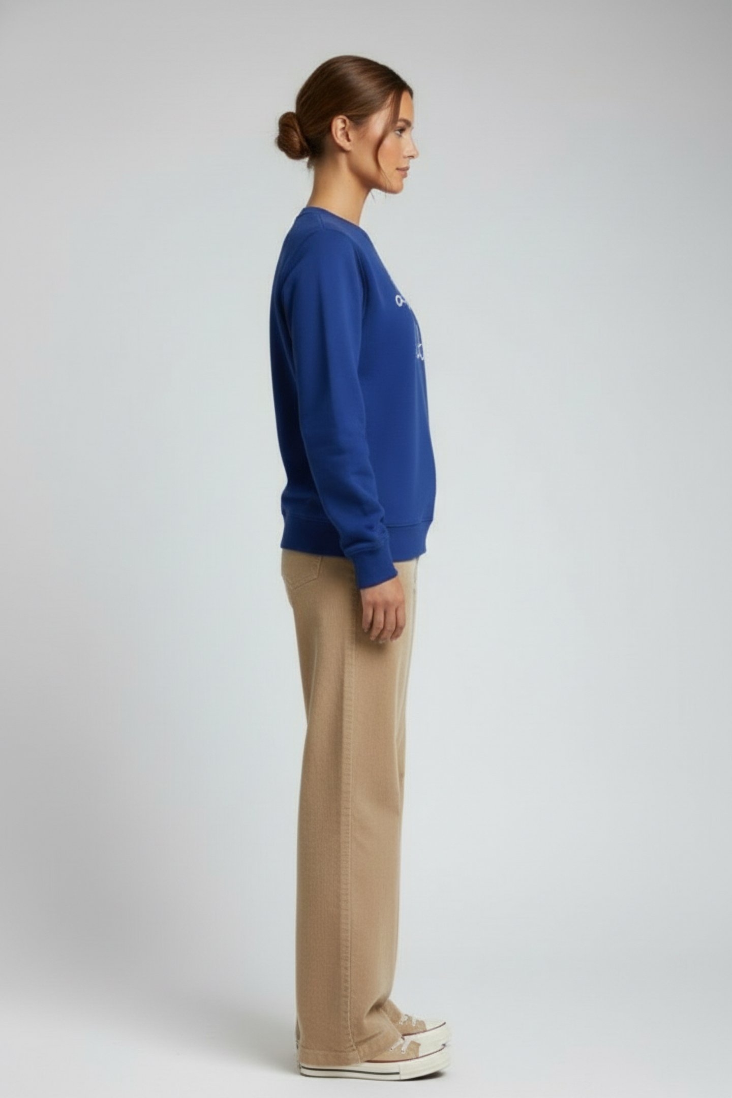 ALWAYS LATE SWEATER ULTRA MARINE 2