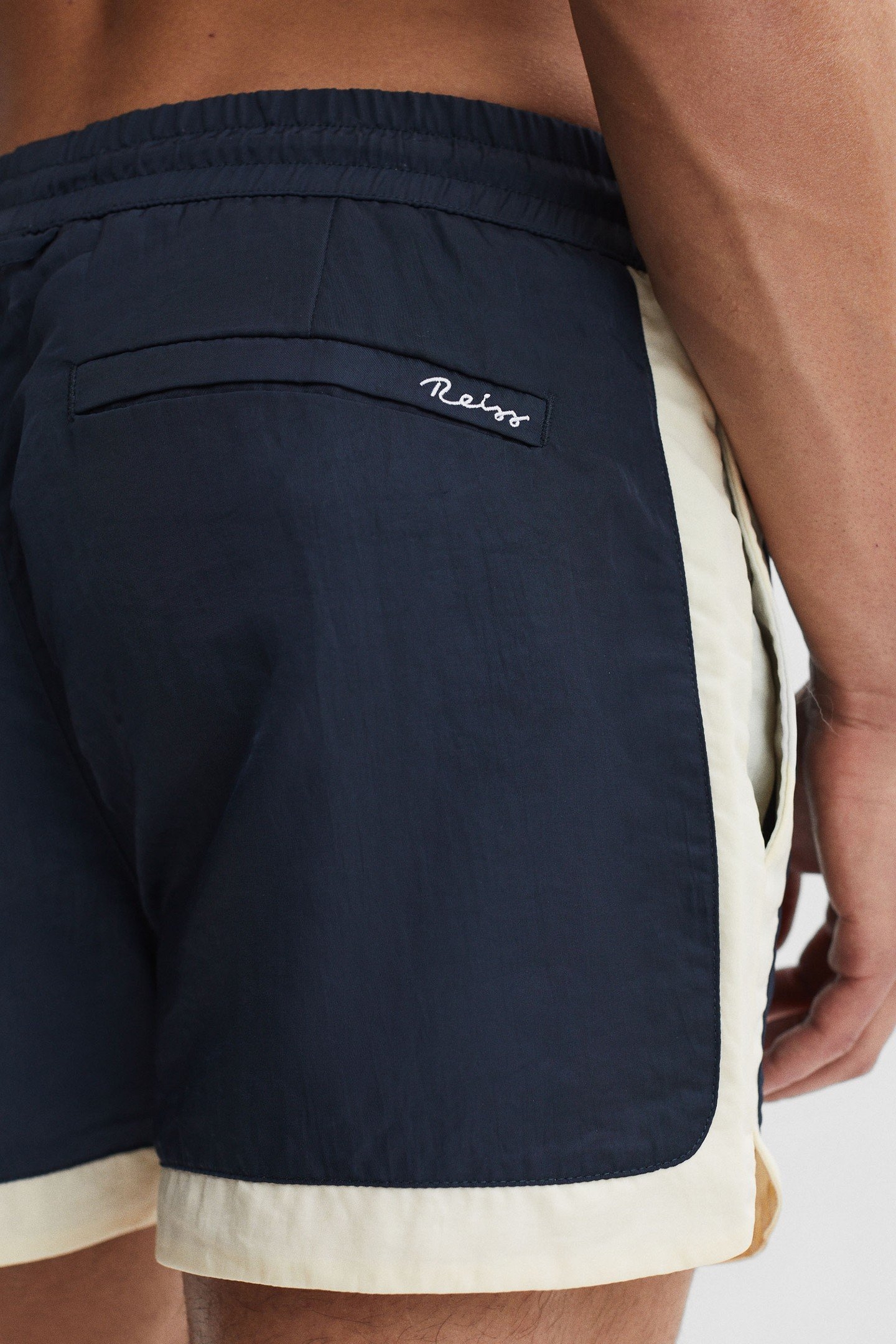 DRAWSTRING CONTRAST BORDER SWIMSHORT NAVY/WHITE 6