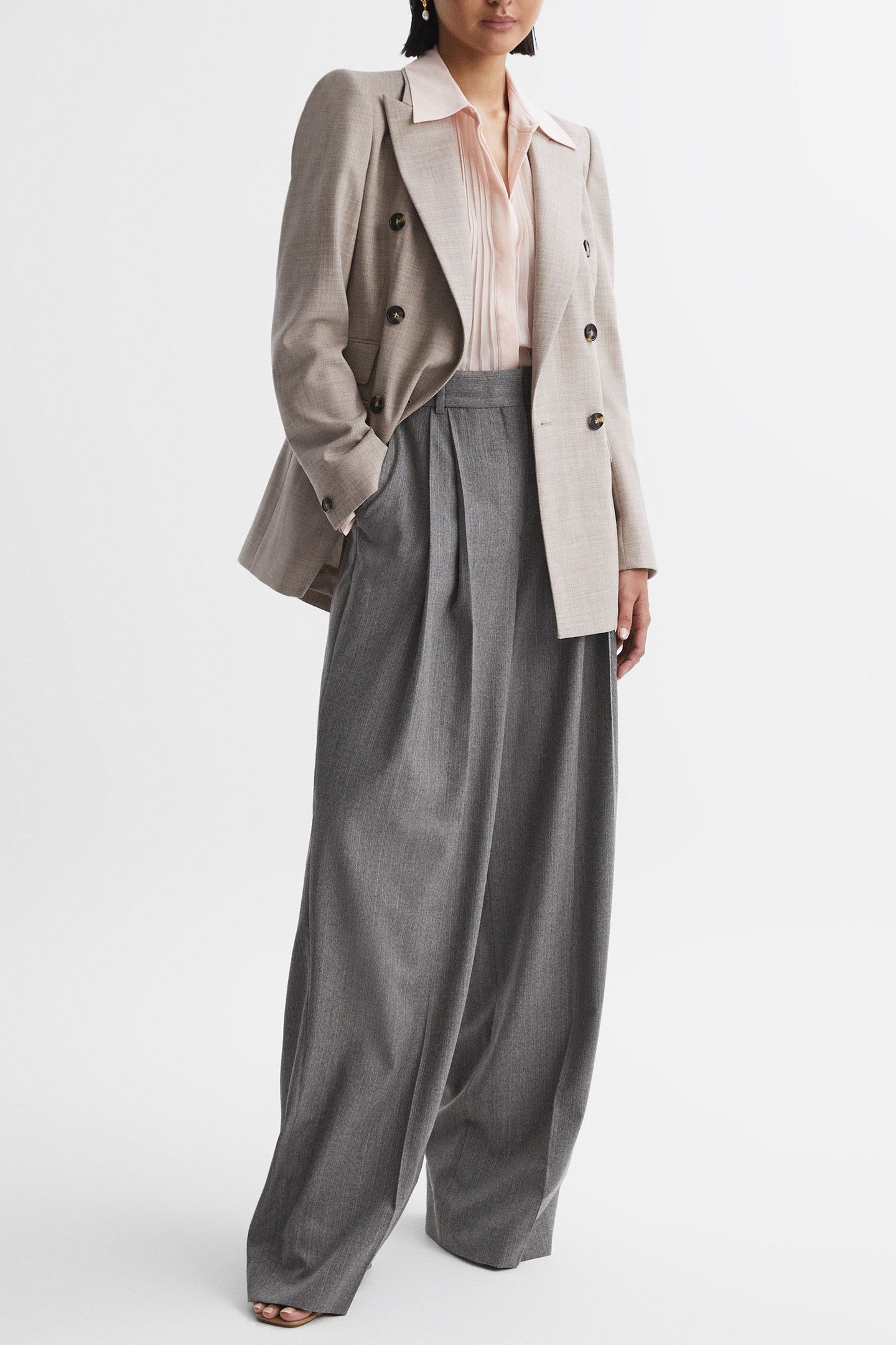 PLEAT DETAIL BLOUSE NUDE 2