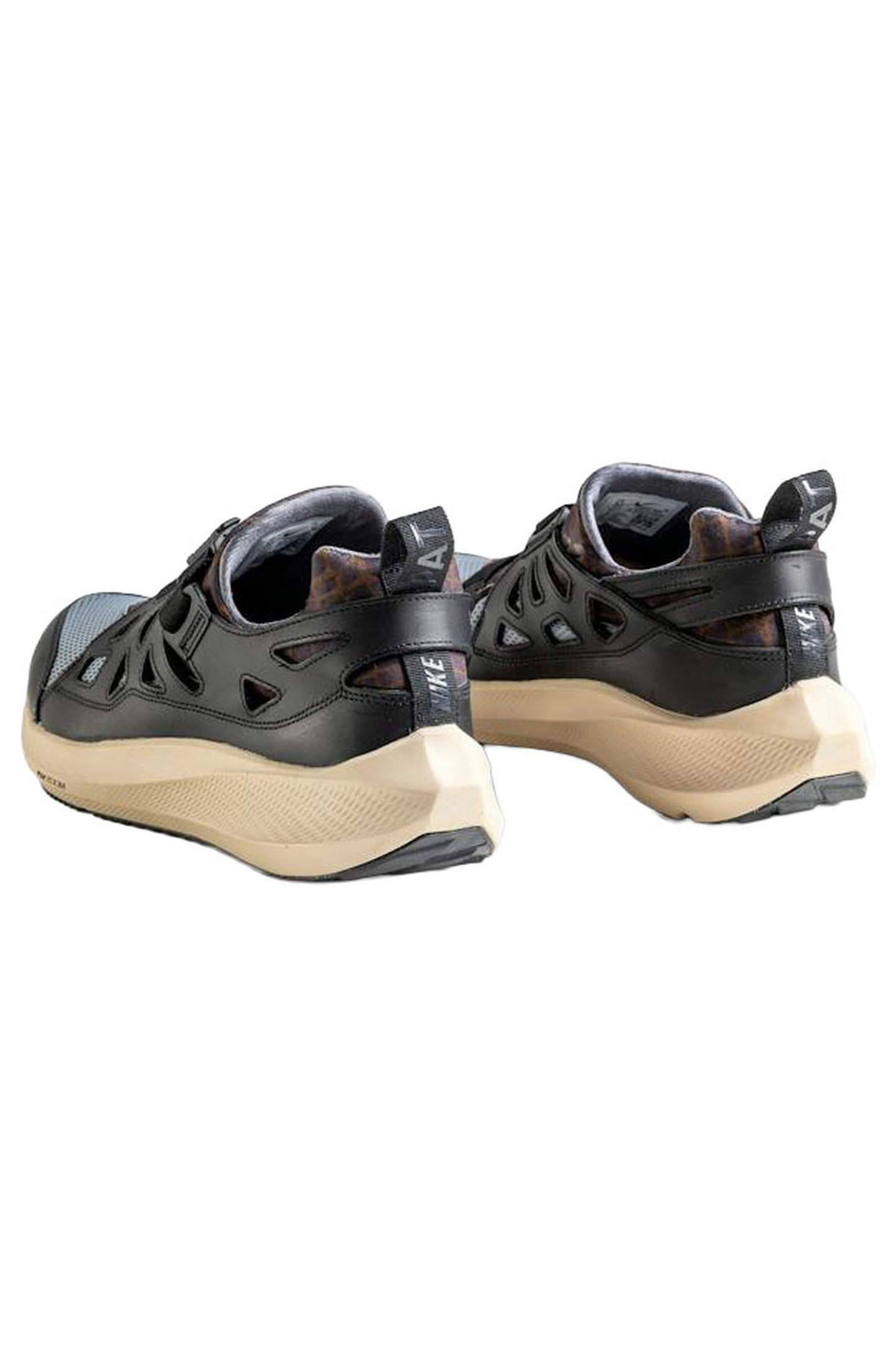 NIKE X PATTA – AIR HUARACHE 20Y24 BLACK/COOL GREY/SANDDRIFT 3