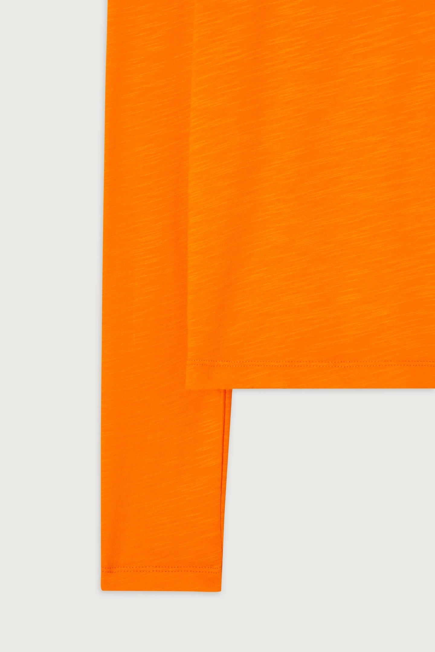 U-SHAPED NECK LONG-SLEEVED T-SHIRT VINTAGE VITAMINS 2