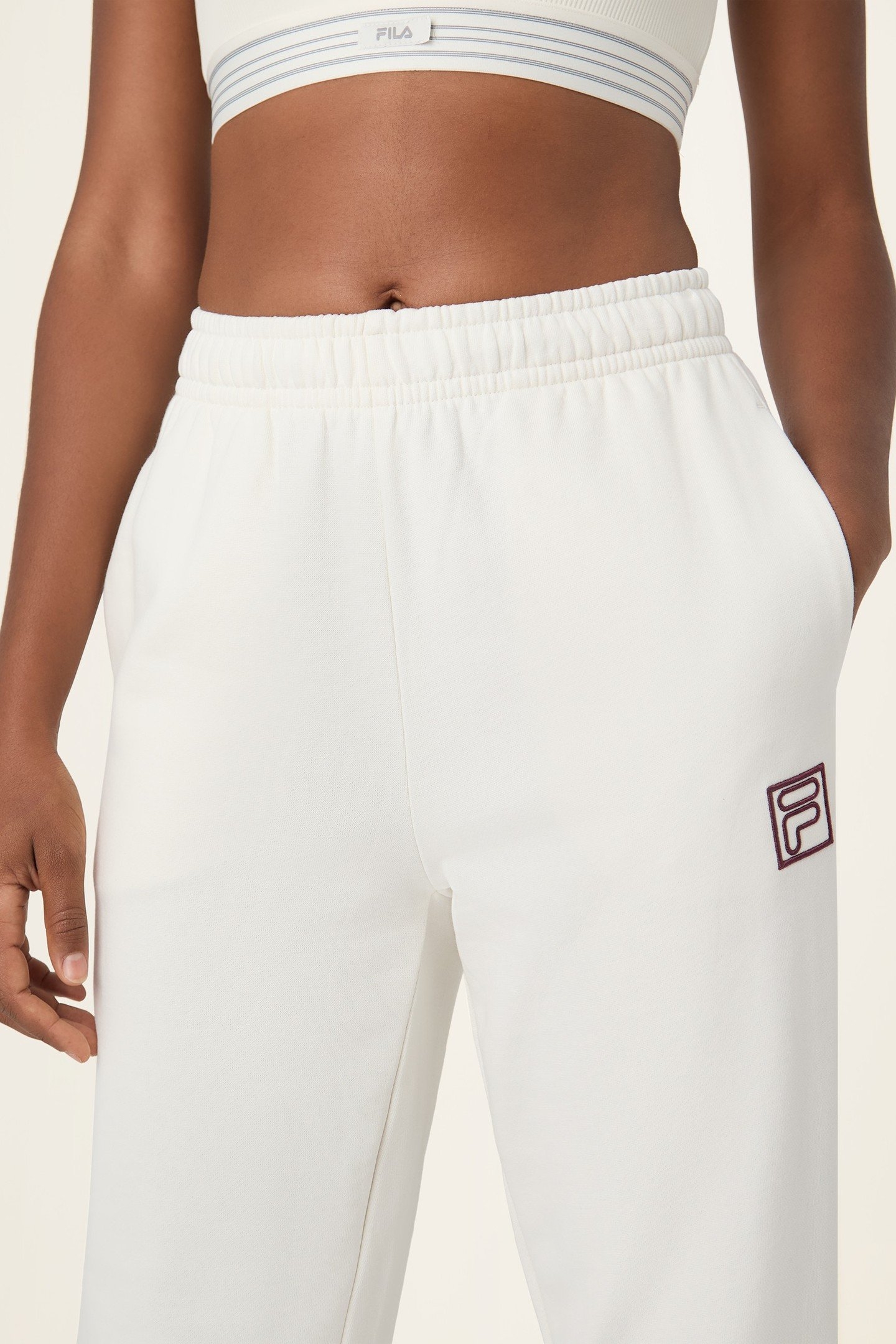 LAGRIO LOOSE SWEATPANTS EGRET 7