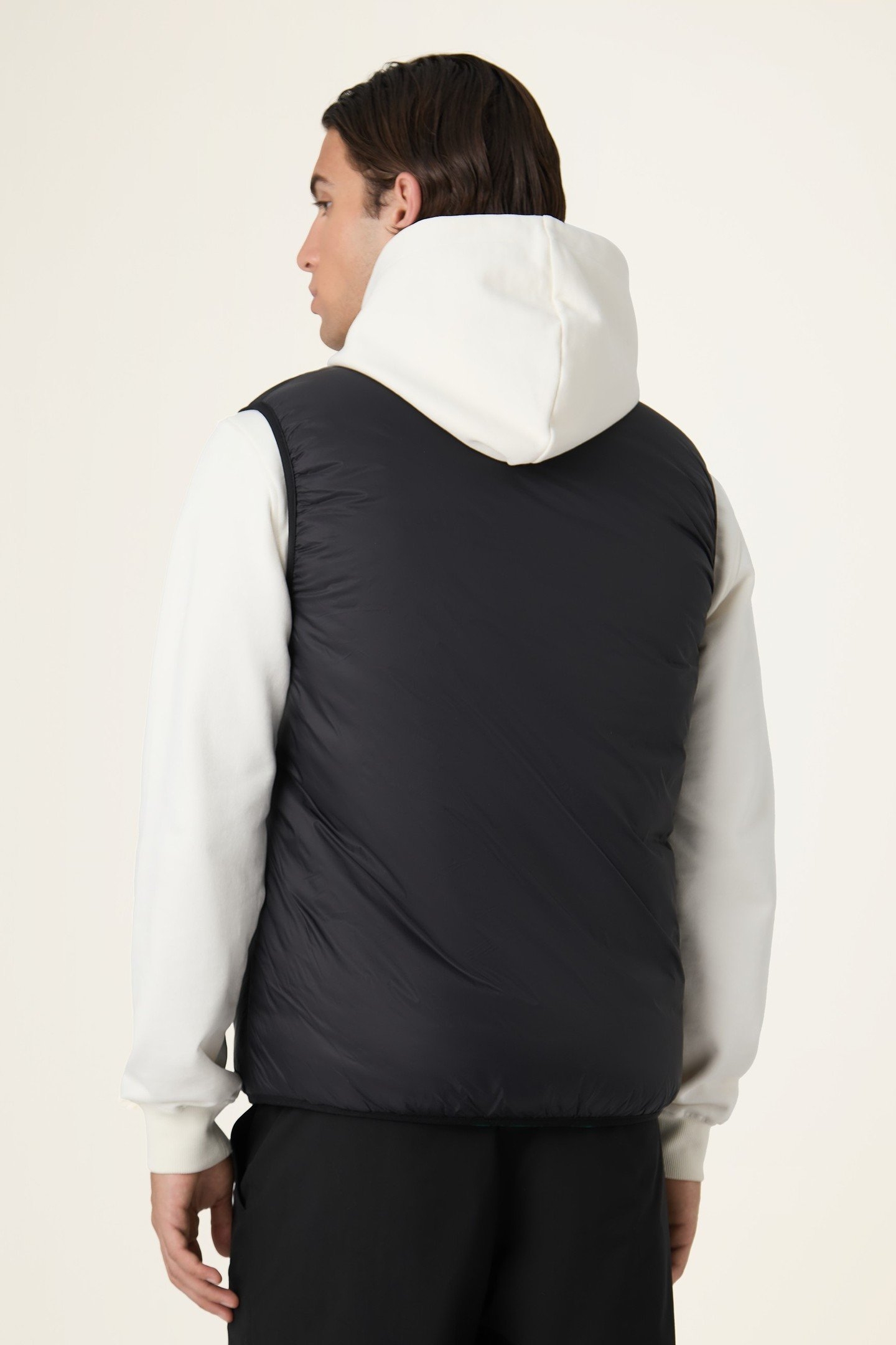 MILANO REGULAR REVERSIBLE LIGHTWEIGHT VEST BLACK 5