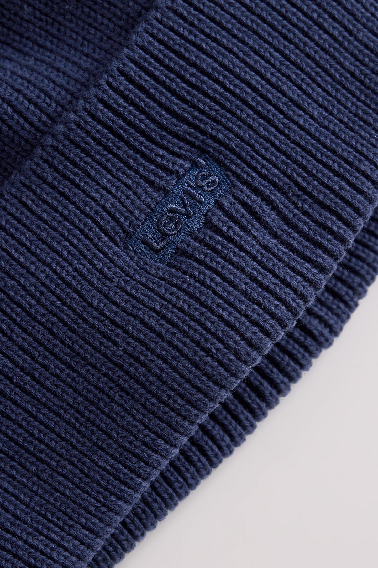 ESSENTIAL BEANIE BLUE 4