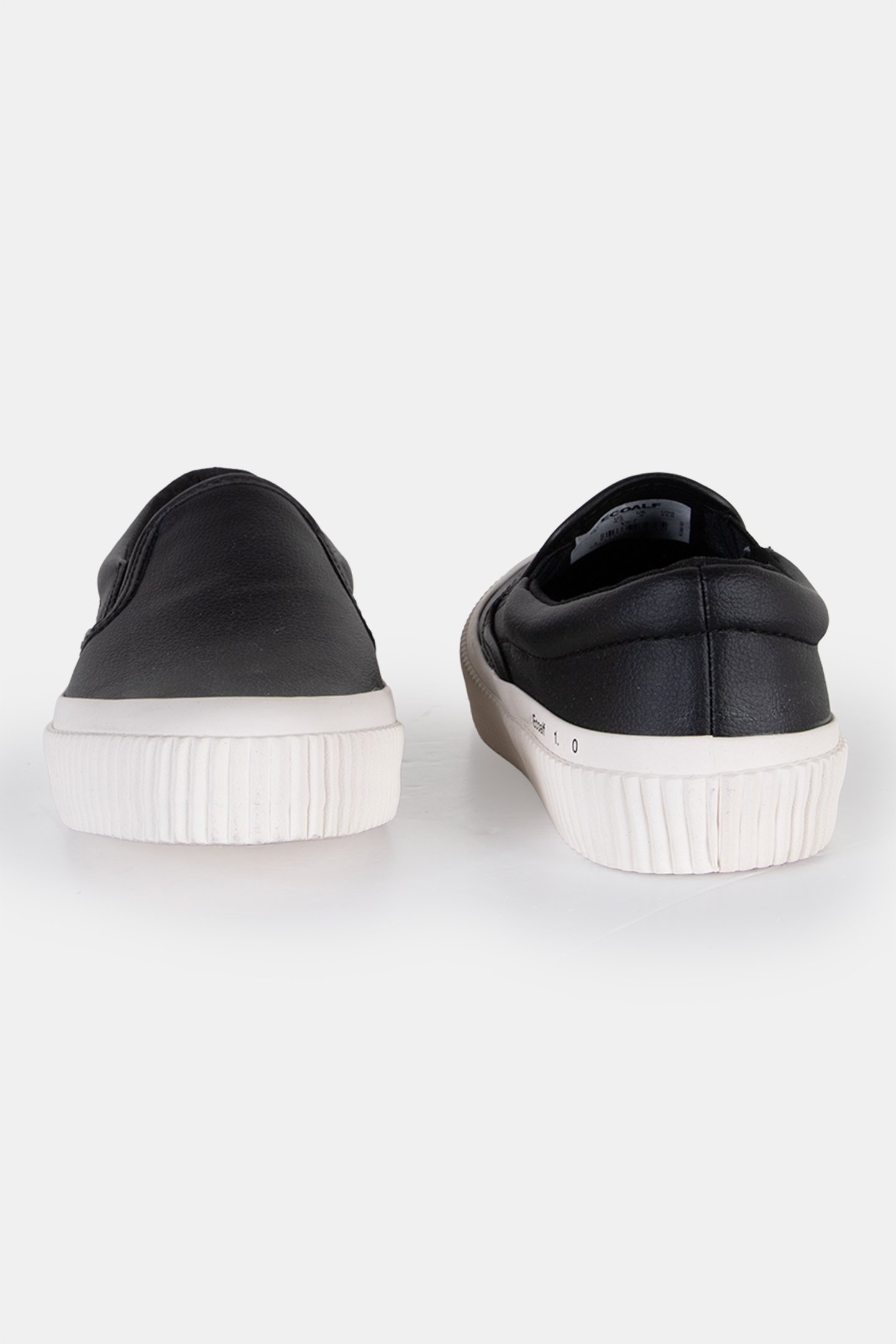 JONIALF SLIP ON BLACK 4
