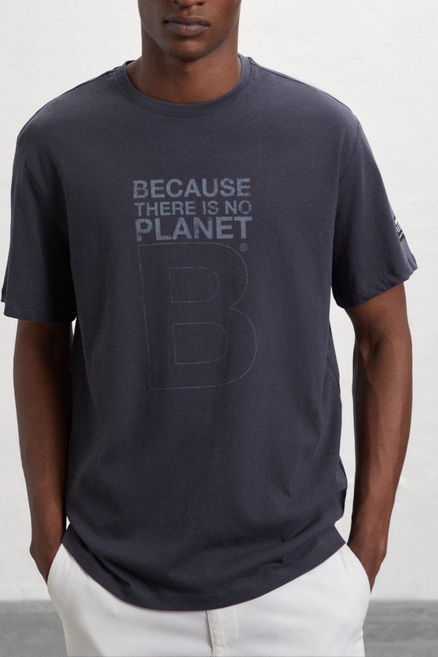 GREATALF B T-SHIRT CAVIAR 3