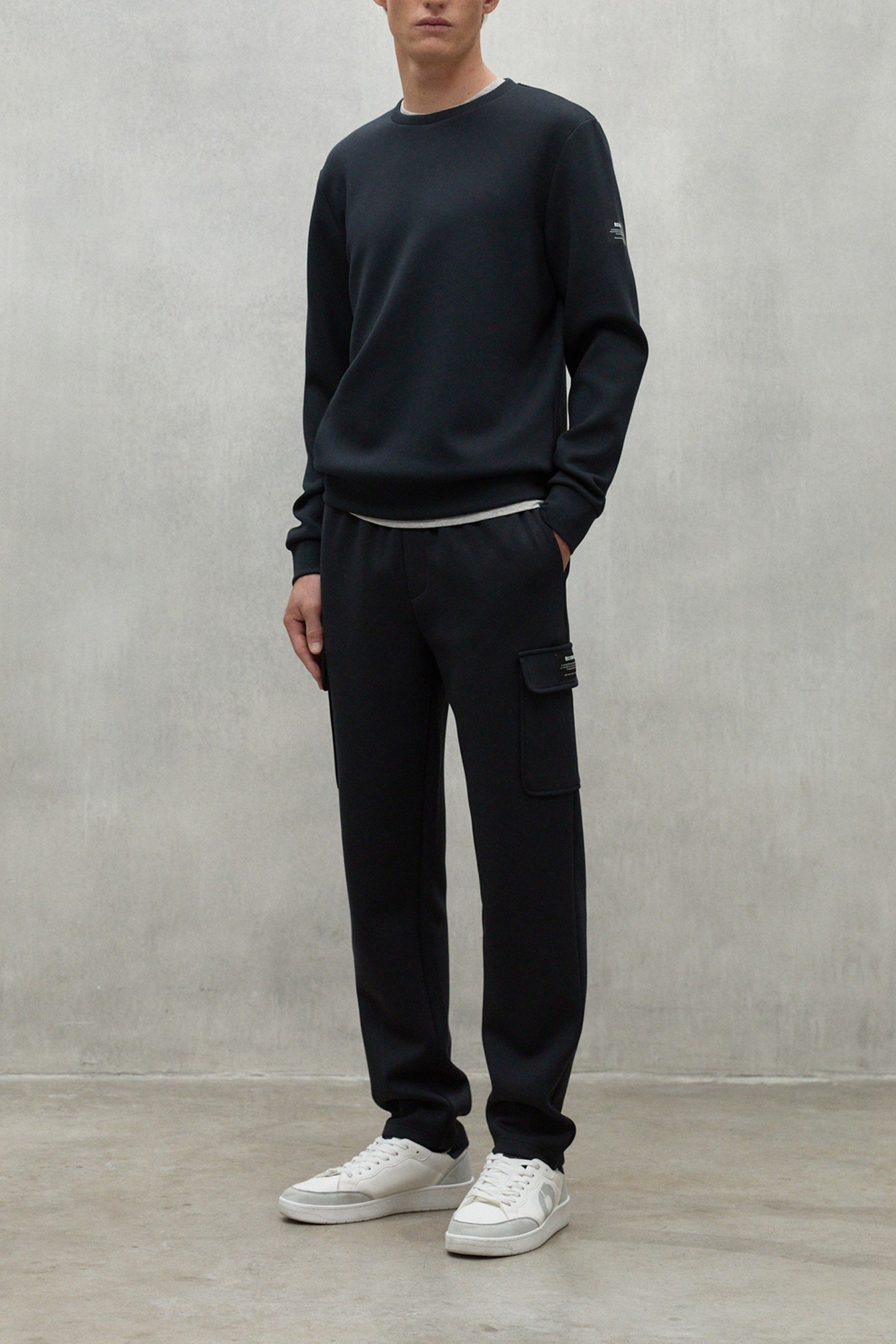 ARLESALF SWEATSHIRT BLACK 1