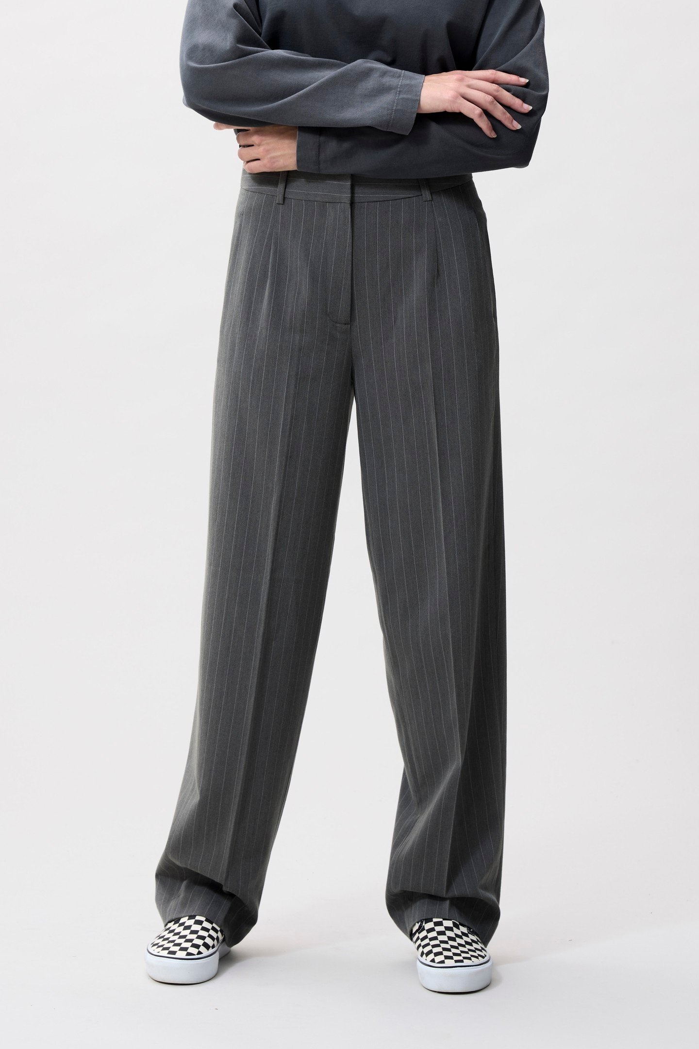 PINSTRIPE TAPERED TROUSERS GREY MELANGE 2