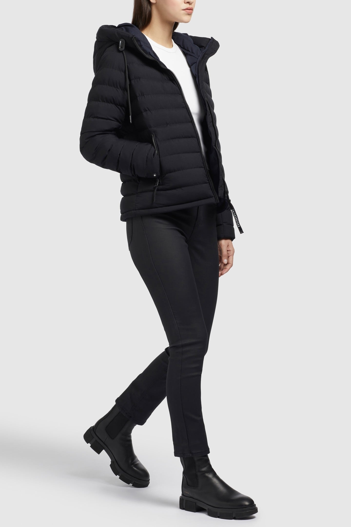 LOVINA3 MATT BLACK 1